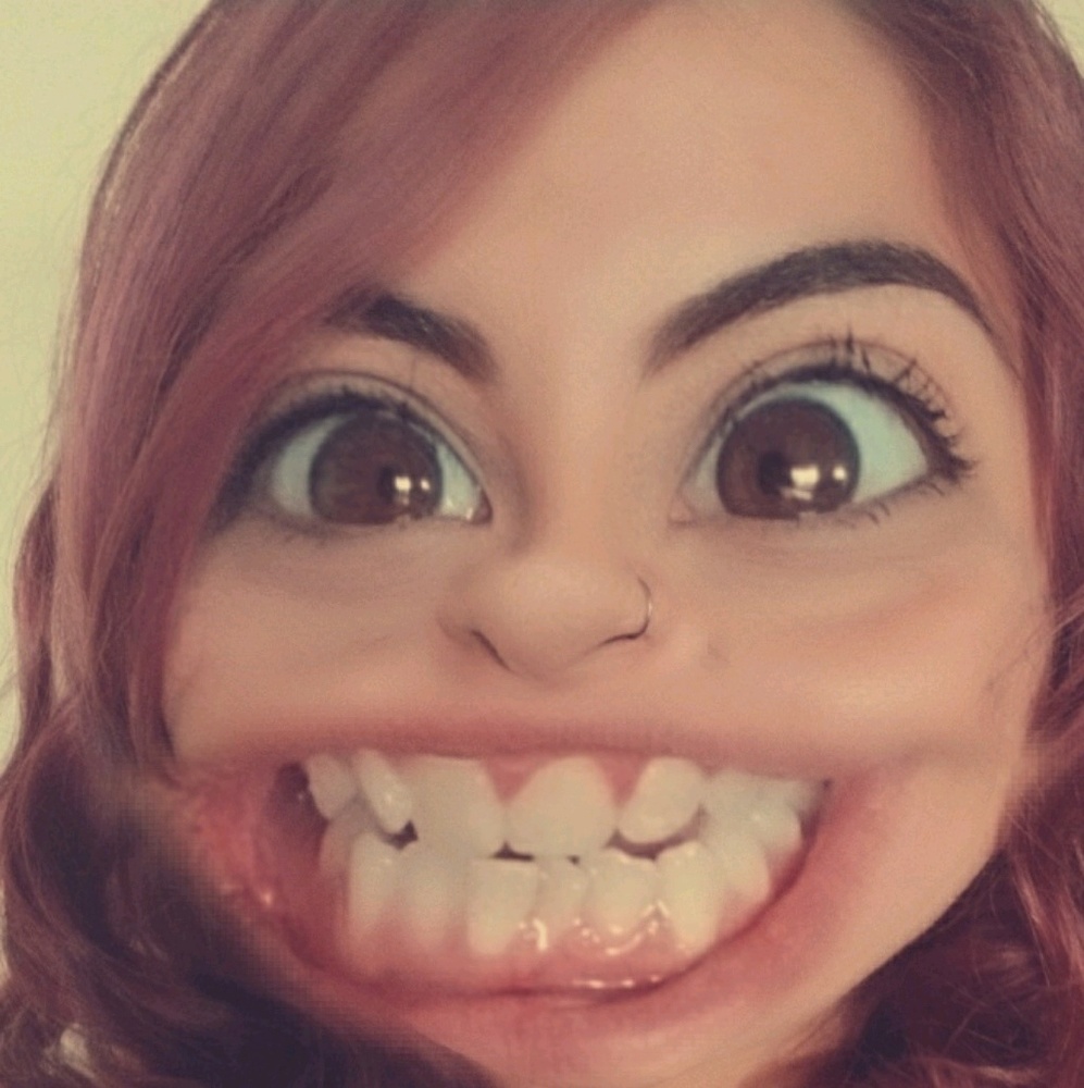 Meet your Posher, Desiree